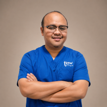Dr Junaidi